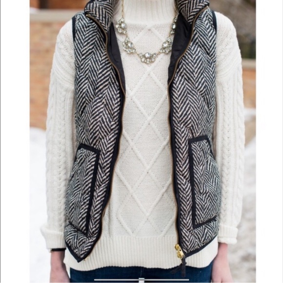 J. Crew Herringbone Quilted Vest Down & Waterfowl Fill Women’s Size XS EUC - Picture 3 of 16